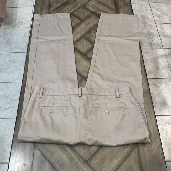 Van Heusen Pants - Picture 3 of 6